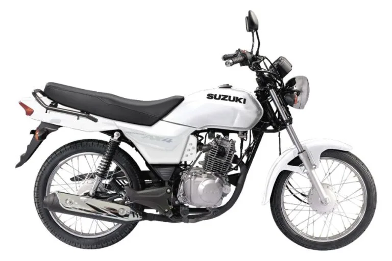 Imagen de la Suzuki AX4, una motocicleta compacta y eficiente diseñada para la ciudad.