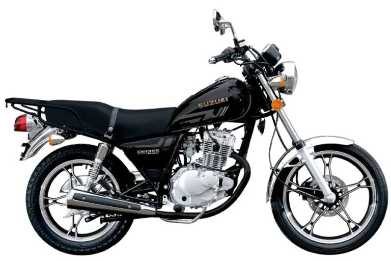 Imagen de la Suzuki GN 125, una motocicleta compacta y eficiente diseñada para el uso diario.